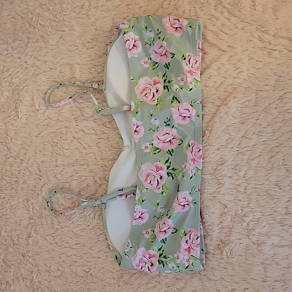 Bathing suit - Picture 3 of 5